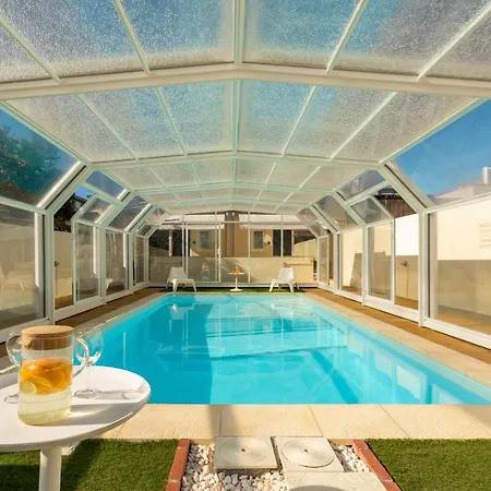 Apartamento 731 Costa Cabral Metro *